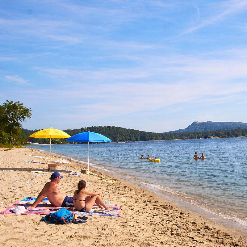 NASTARTUJ JARO U MÁCHOVA JEZERA